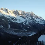 Chez Louis - Alpine Charm With Mont Blanc View & Access Domek alpejski