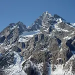 Chez Louis - Alpine Charm With Mont Blanc View & Access