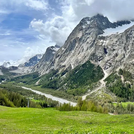 Chez Louis - Alpine Charm With Mont Blanc View & Access * Κουρμαγιέρ