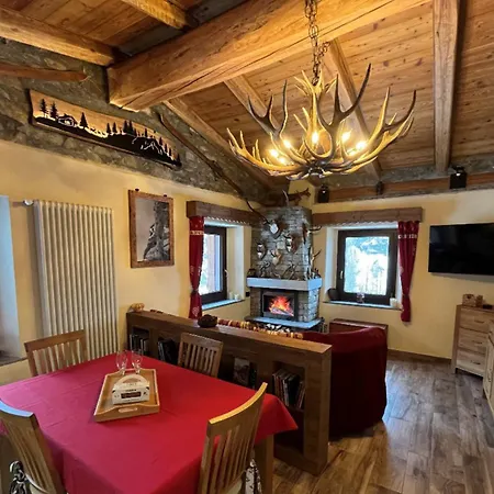 Chez Louis - Alpine Charm With Mont Blanc View & Access Chalet