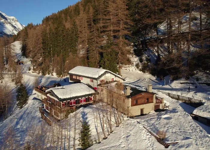 Chez Louis - Alpine Charm With Mont Blanc View & Access * Courmayeur